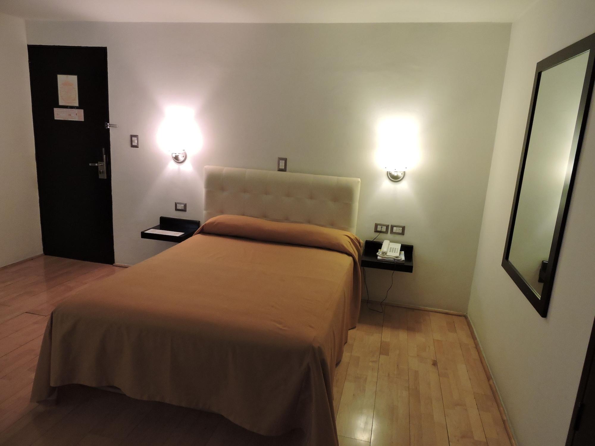 Hotel Granada Пуэбла Экстерьер фото