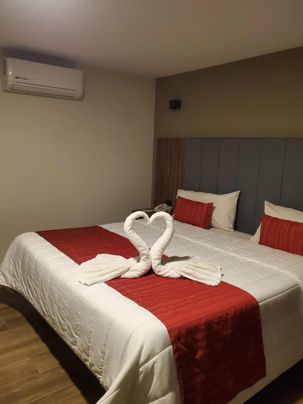 Hotel Granada Пуэбла Экстерьер фото