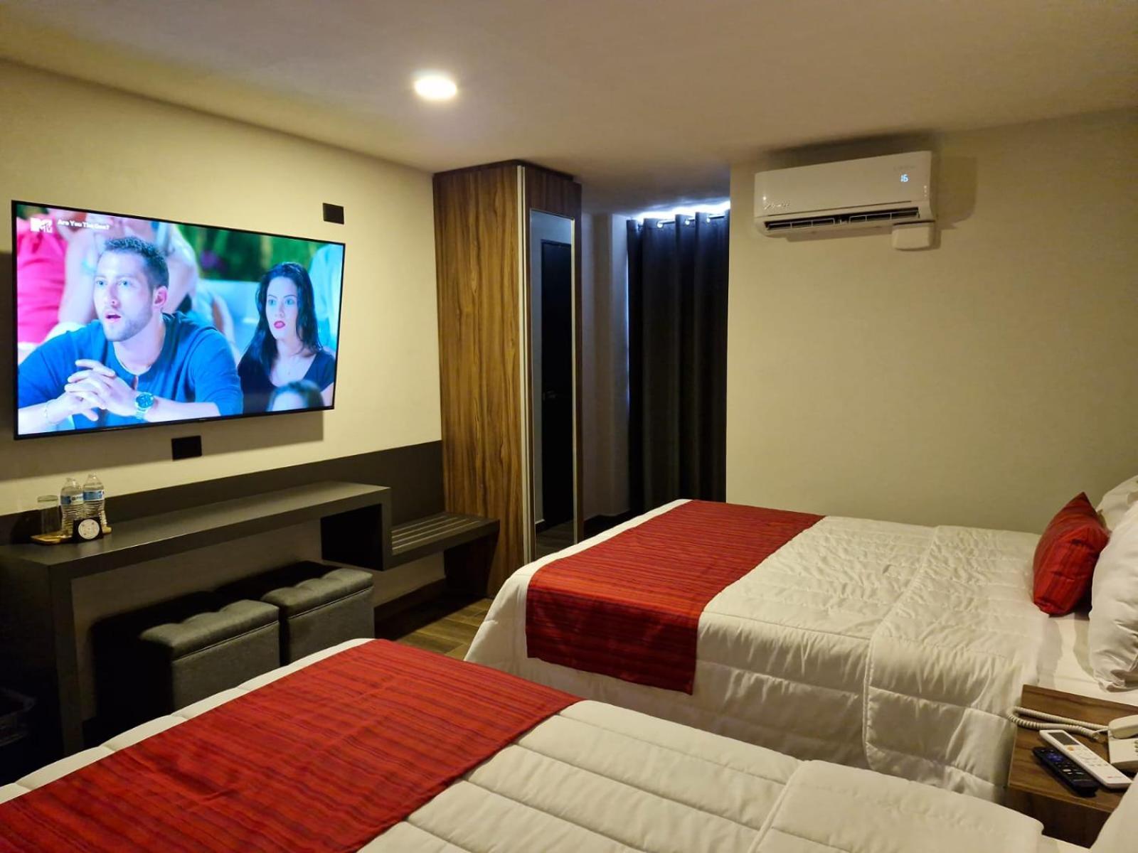 Hotel Granada Пуэбла Экстерьер фото