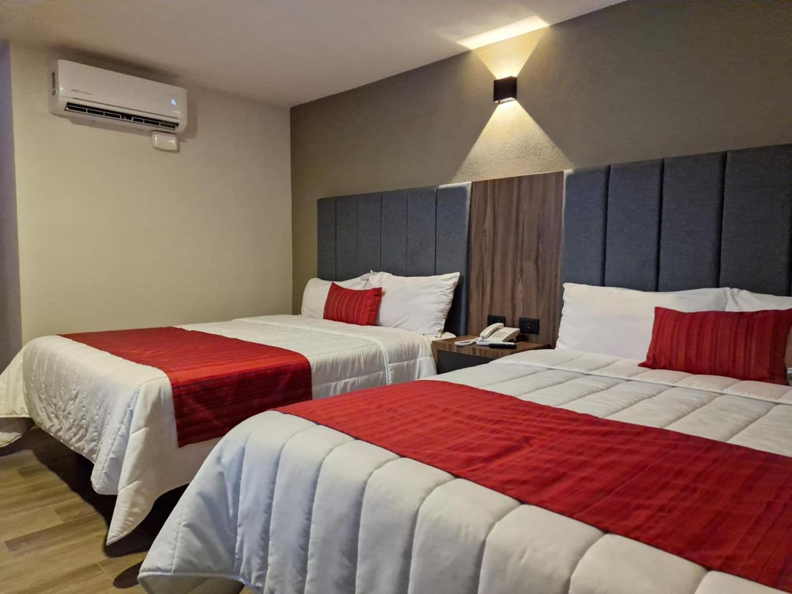 Hotel Granada Пуэбла Экстерьер фото