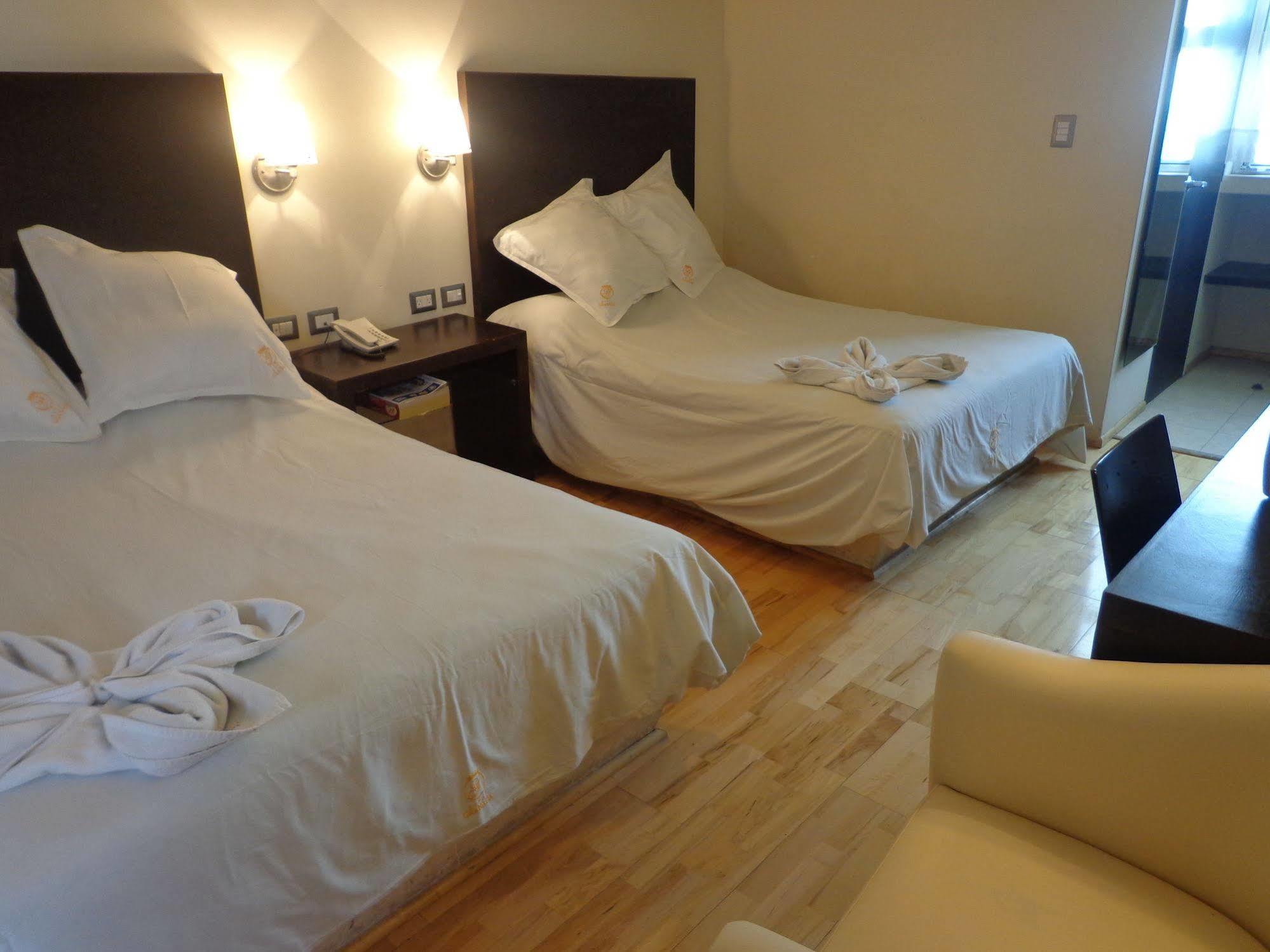 Hotel Granada Пуэбла Экстерьер фото